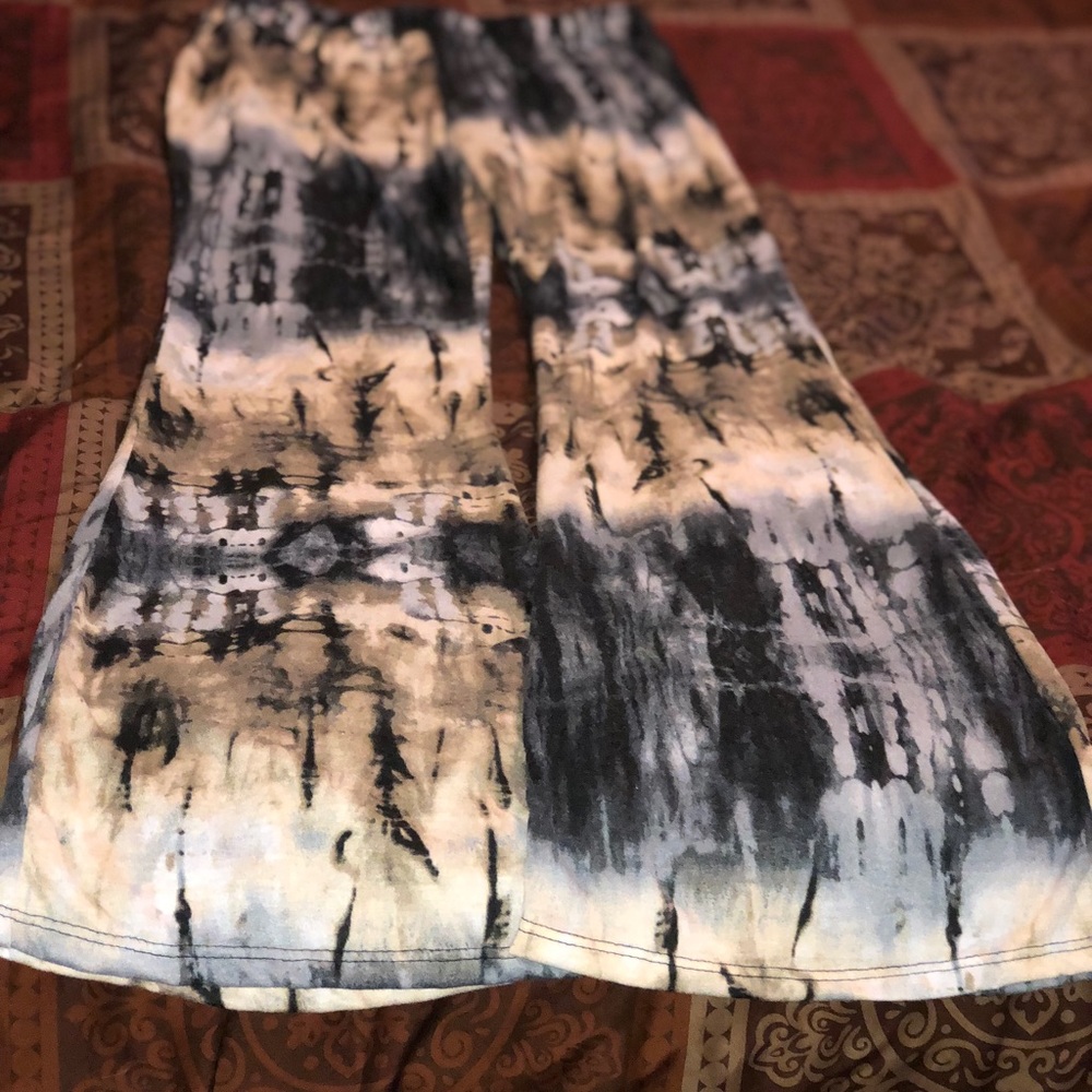 Flare out Tights